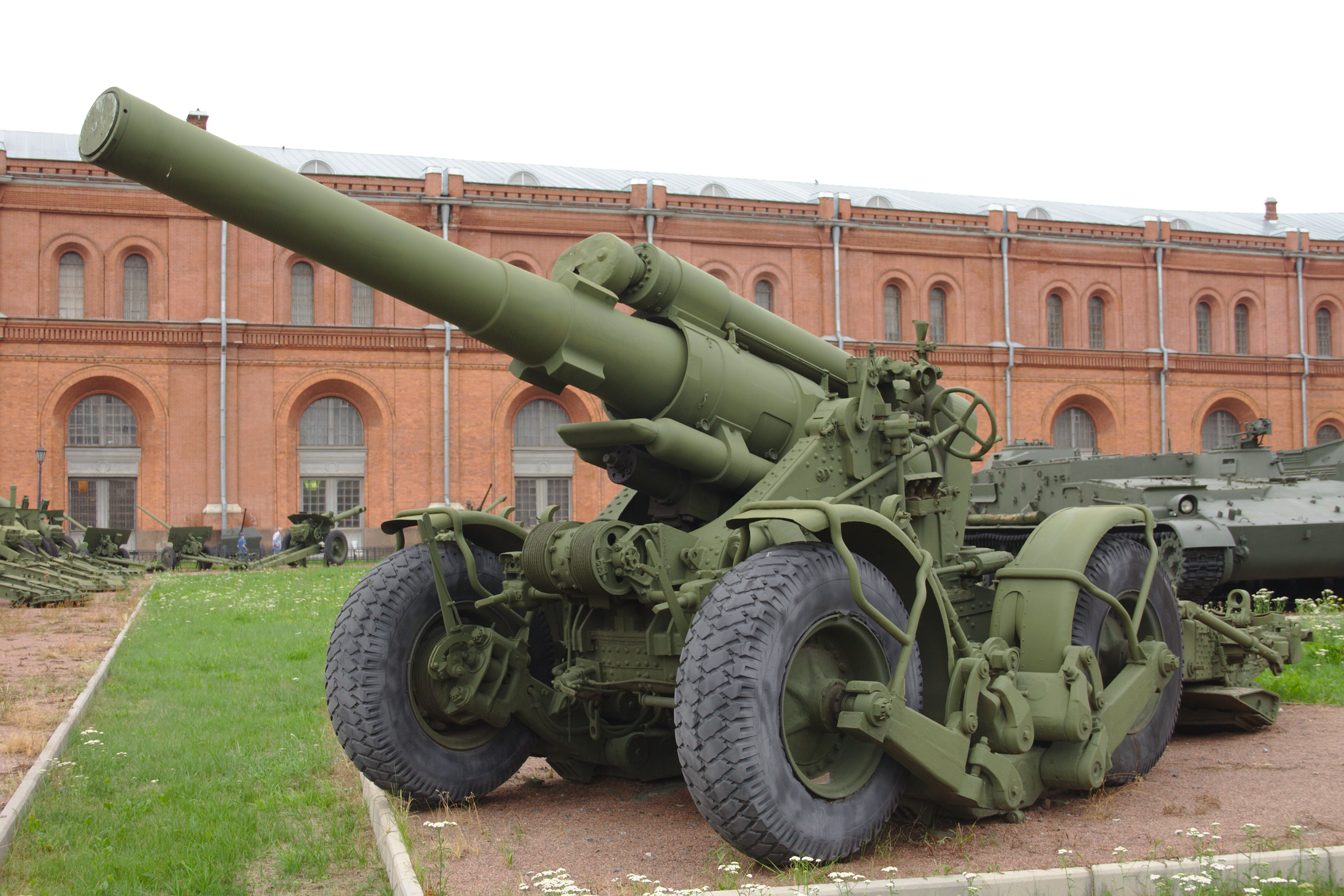 Б ввв. Сталинская Кувалда 203-мм гаубица. 203 Мм гаубица б-4. 203-Мм гаубица б-4м. 203.4-Мм гаубица б-4м.