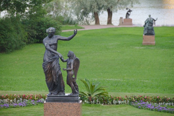Статуя «Венера с Амуром (Капуанская)»